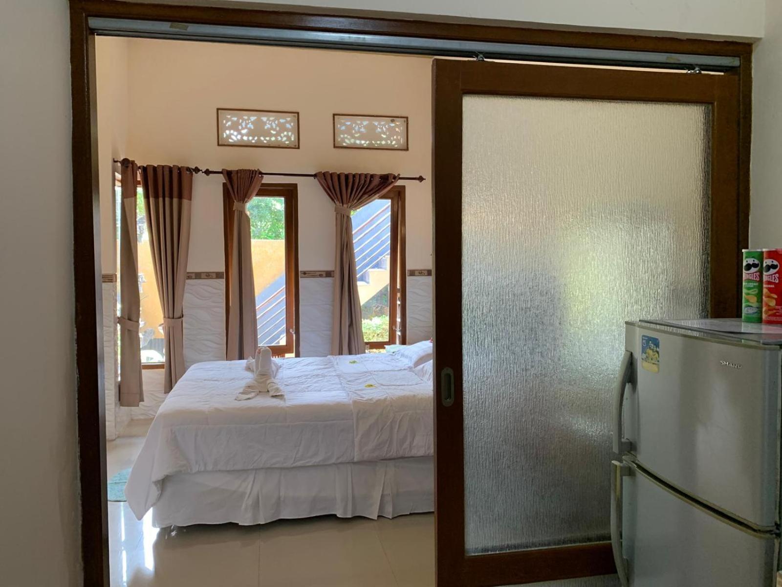 Jepun Inn Padangbai  Εξωτερικό φωτογραφία
